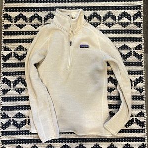 Oatmeal Patagonia Quarter Zip Size Medium